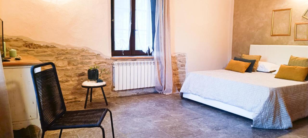 A Casa Di Anna Bed & Breakfast Cortemilia Exterior foto